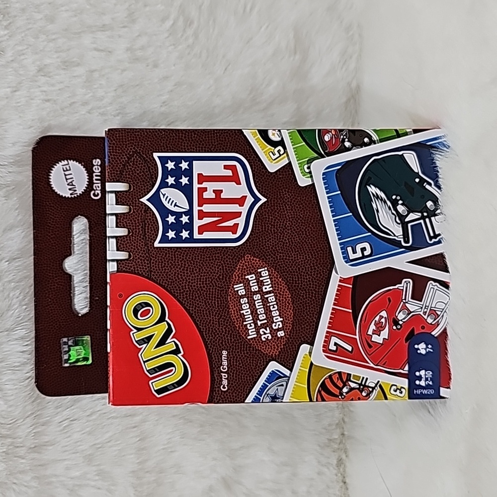 Mattel Uno NFL Card Game